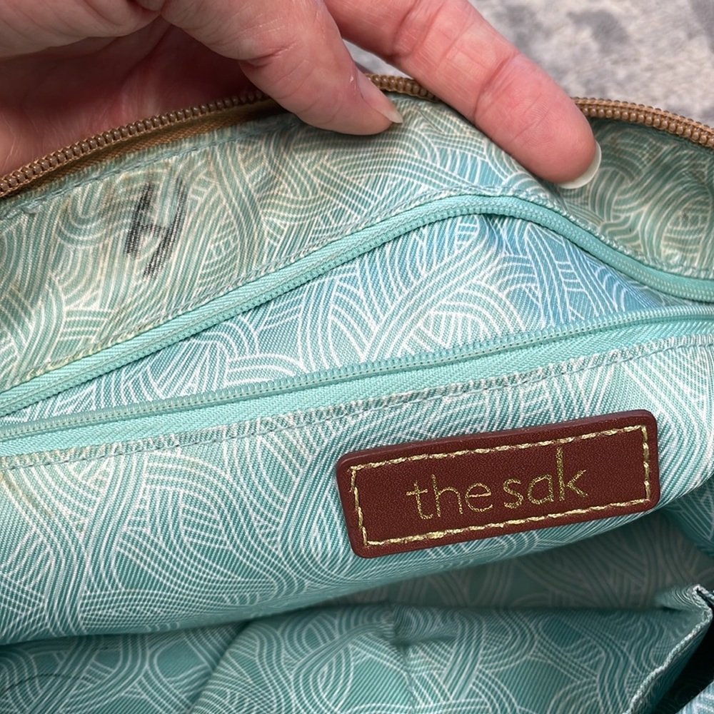 SOLD The Sak Scotch Iris Tan Beige Leather Hobo Shoulder Bag Minimalist Casual - Picture 15 of 16